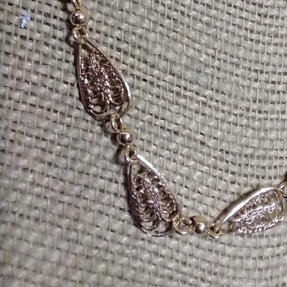 Delicate goldtone trifari chain necklace vintage - Picture 3 of 4